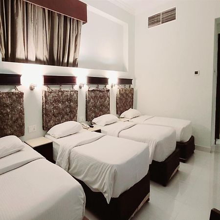Signature Inn Hotel Deira Dubai Quarto foto