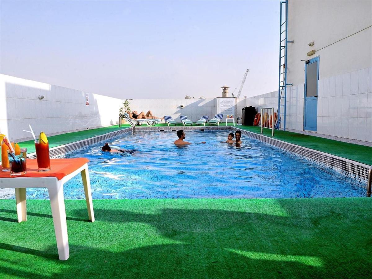 Signature Inn Hotel Deira Dubai Exterior foto